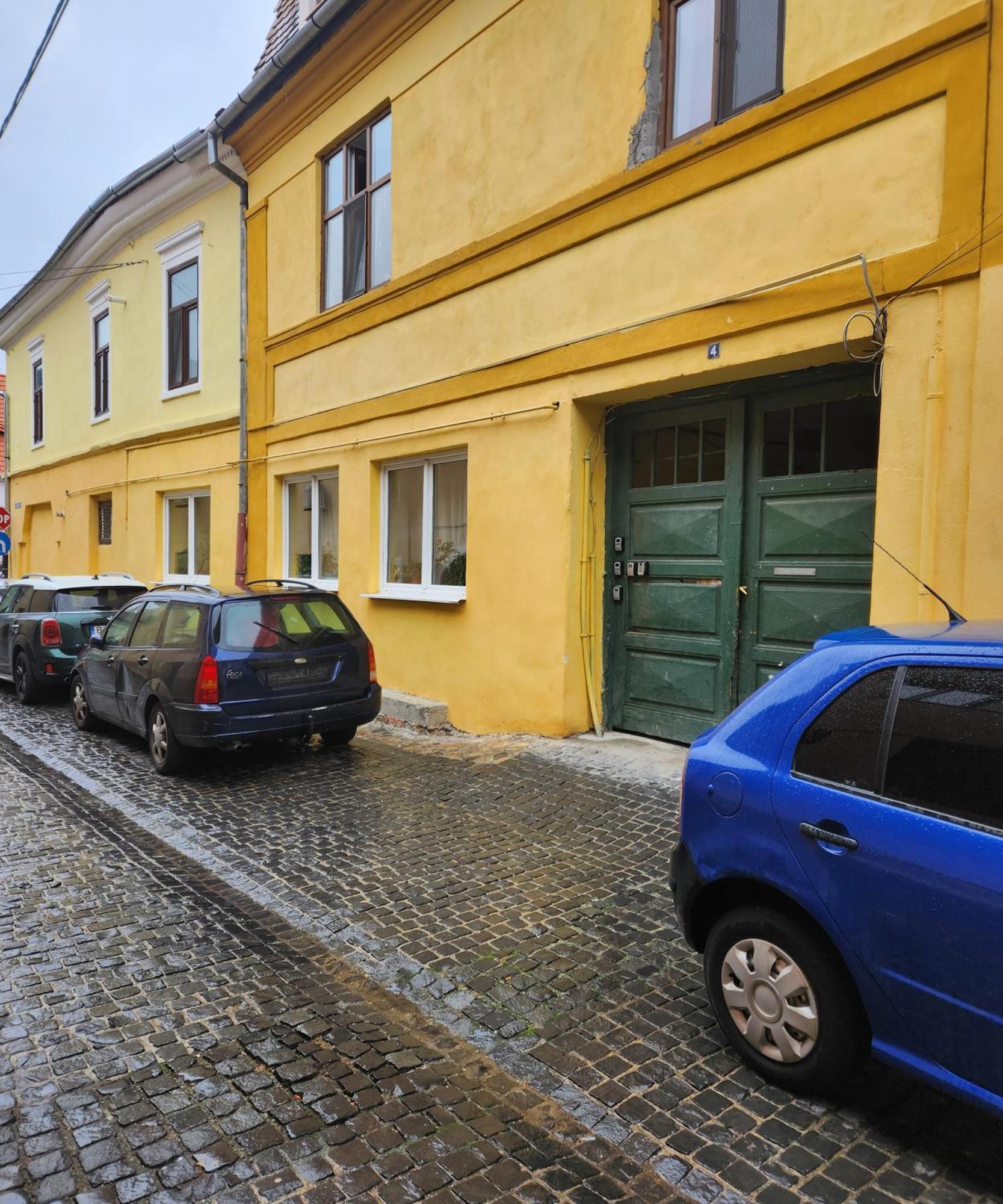 Christa Apartment Sibiu Exterior photo